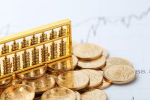 Come influisce l'economia globale sulla quotazione dell'oro usato